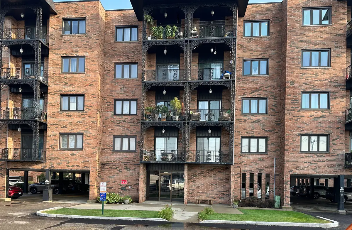 9355 Landings Lane #301, Des Plaines, IL 60016 - #1
