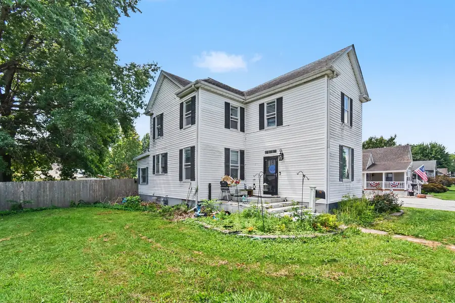 500 W 1 Street, Mount Olive, IL 62069 - #3