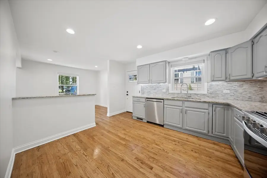 232 E 55th Street, Westmont, IL 60559 - #3
