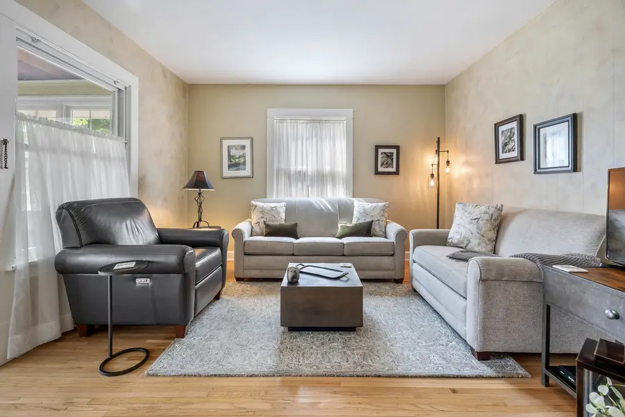 309 S 6th Street, Saint Charles, IL 60174 - #3