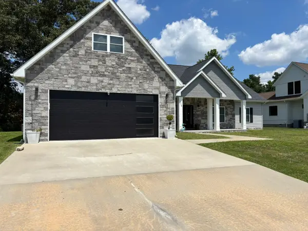 1114 Glory Lane, Marion, IL 62959