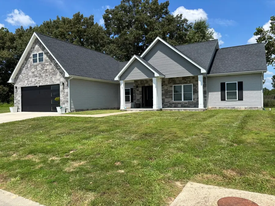 1114 Glory Lane, Marion, IL 62959 - #2