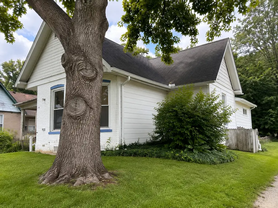503 Milton Street, Paris, IL 61944 - #2
