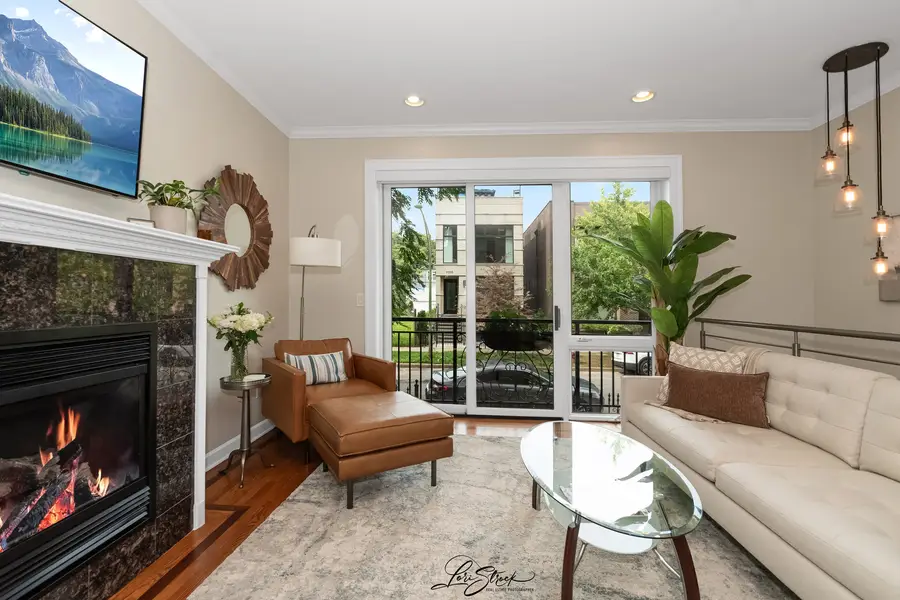 2027 W Race Avenue #1W, Chicago, IL 60612 - #2