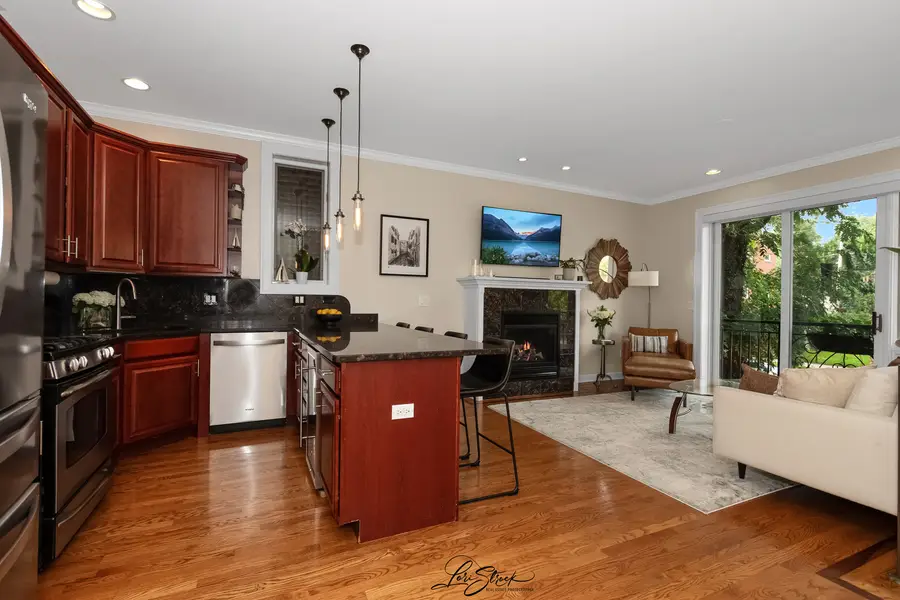 2027 W Race Avenue #1W, Chicago, IL 60612 - #3