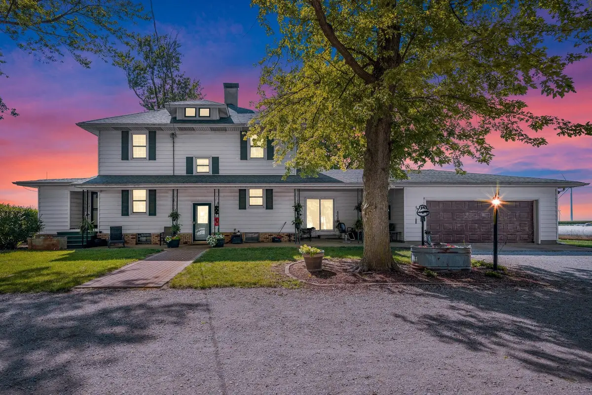 9101 Old Silo Road, Clinton, IL 61727 - #1