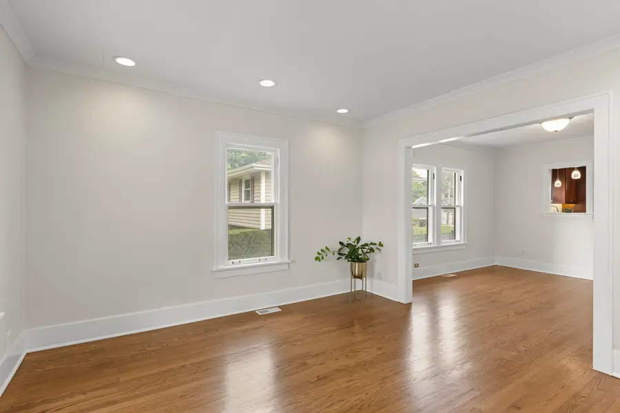 130 S Washington Street, Westmont, IL 60559 - #3