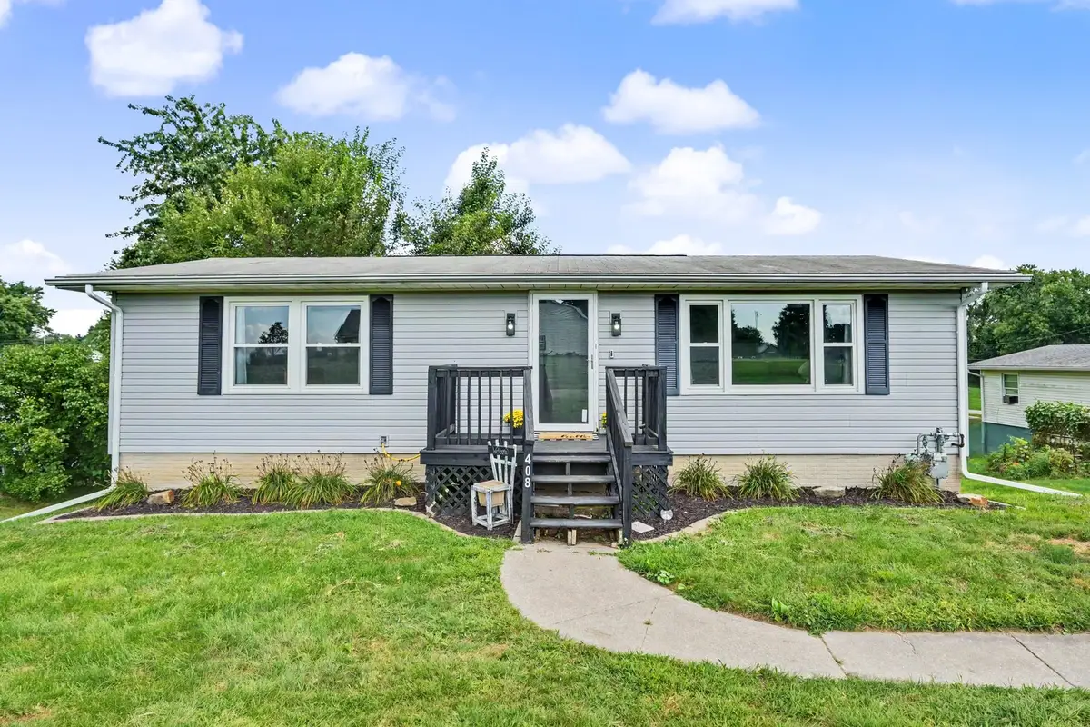 408 S 10th Avenue, New Windsor, IL 61465 - #1