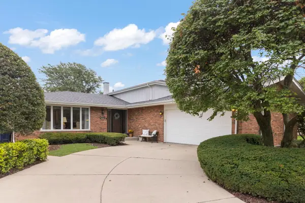 15213 Woodmar Drive, Orland Park, IL 60462