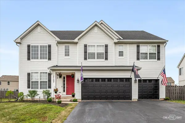 2107 Waterbury Drive, Joliet, IL 60431