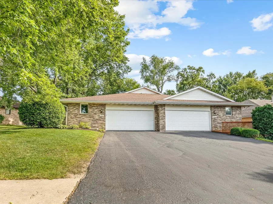 6616 Sandalwood Close, Rockford, IL 61108 - #3