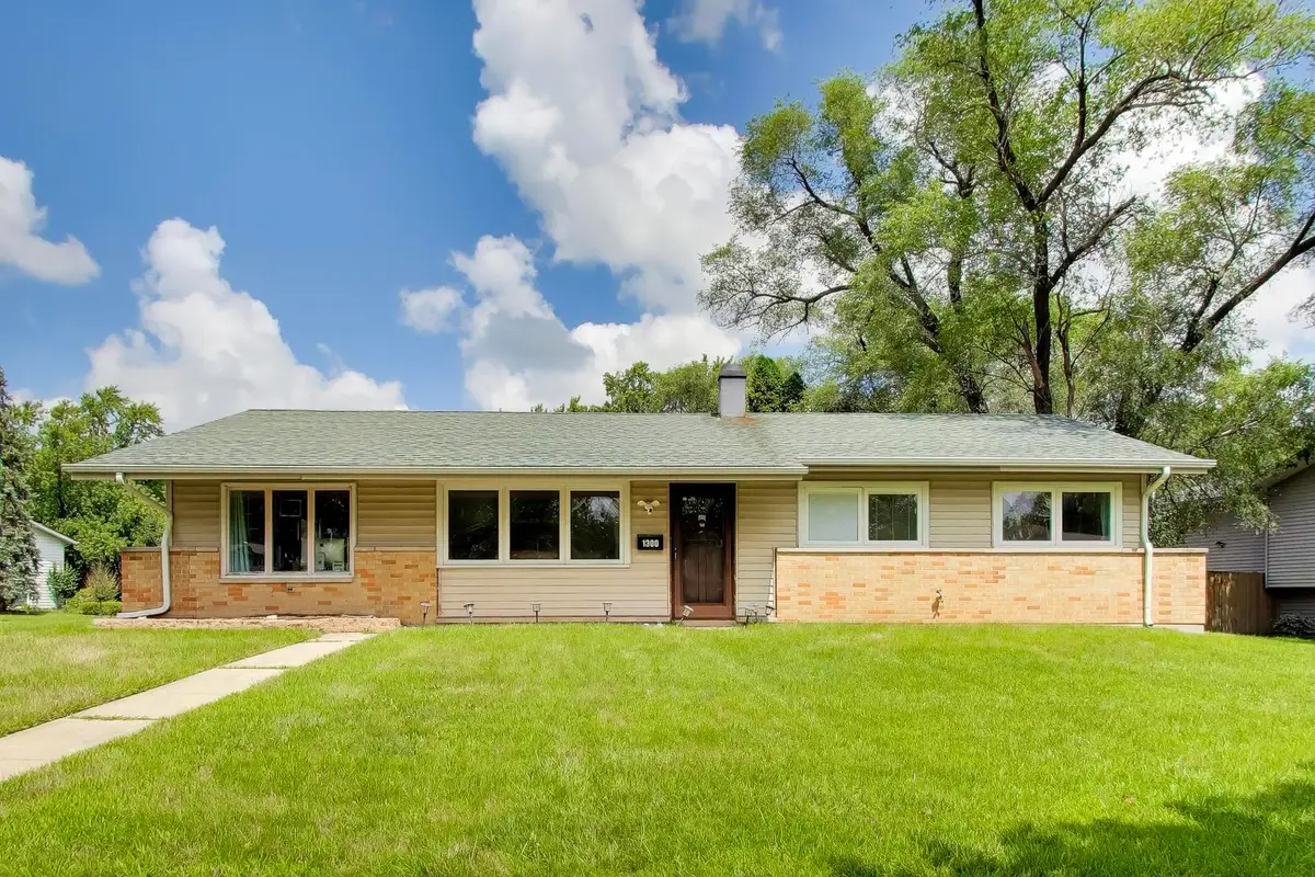 1300 Jefferson Road, Hoffman Estates, IL 60169 - #1