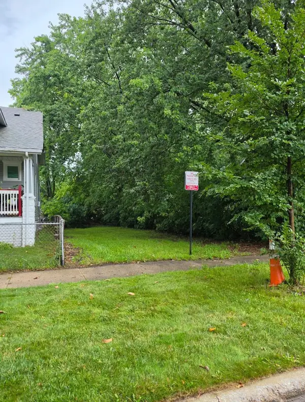 11626 S Eggleston Avenue, Chicago, IL 60628