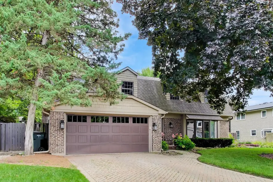 808 Dawes Street, Libertyville, IL 60048 - #3