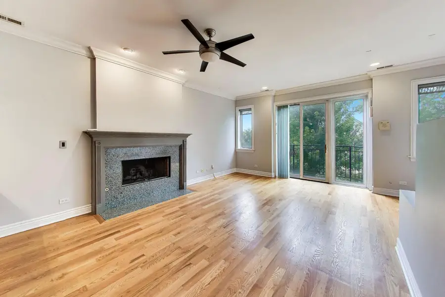 2418 W Cortez Street #2, Chicago, IL 60622 - #3