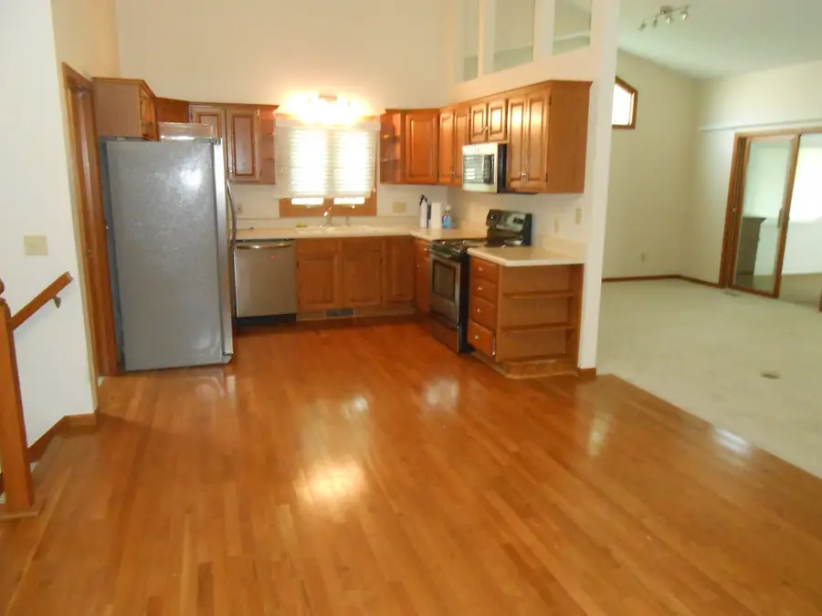 3457 Maple Glen Drive, Bettendorf, IA 52722 - #2
