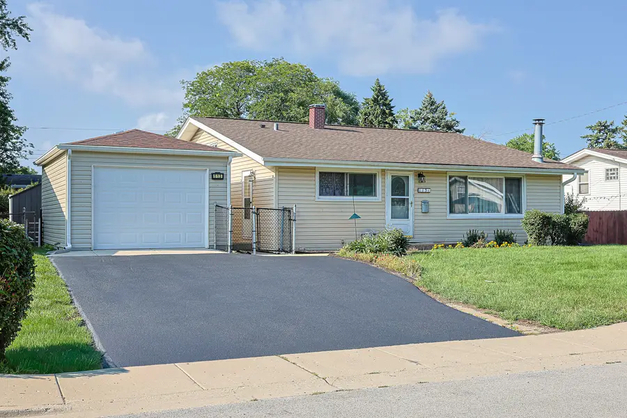 113 Siesta Road, Carpentersville, IL 60110 - #2