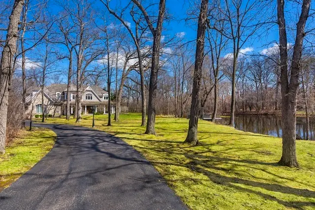 1300 Abington Cambs Drive, Lake Forest, IL 60045 - #2