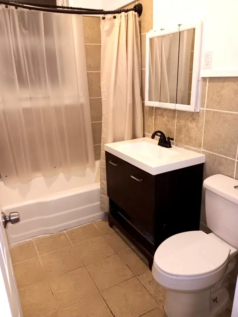7717 S Bishop Street, Chicago, IL 60620 - #2