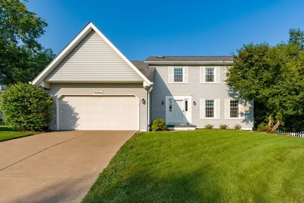 4824 Kynnelworth Drive, Bettendorf, IA 52722