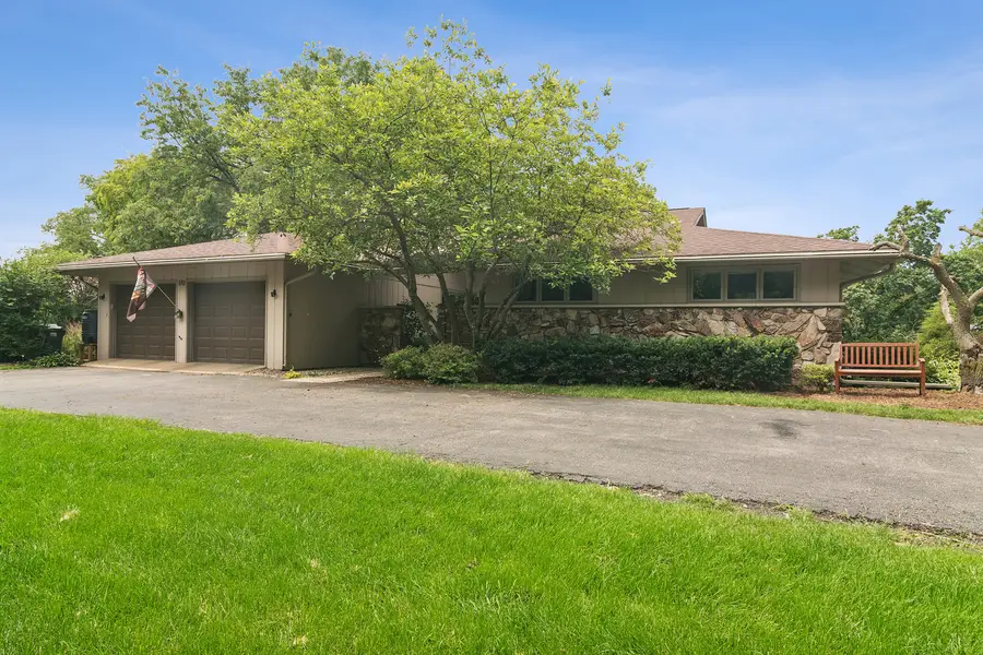 170 S Ela Road, Barrington, IL 60010 - #2