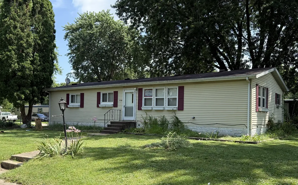 98 Maple Lane, Sandwich, IL 60548 - #1