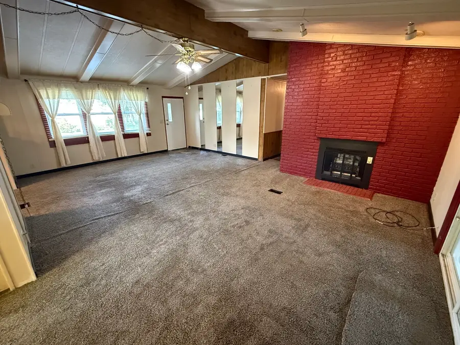 98 Maple Lane, Sandwich, IL 60548 - #2