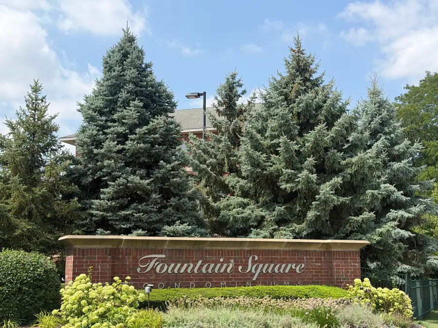 845 E 22nd Street #B-417, Lombard, IL 60148 - #3