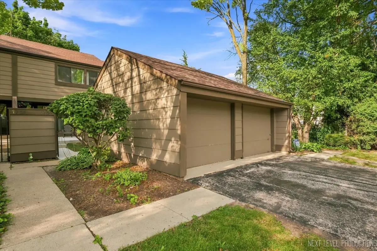 175 N Glengarry Drive #C, Geneva, IL 60134 - #1