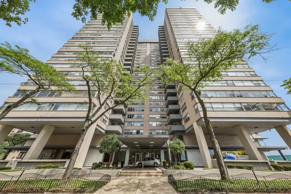 6301 N Sheridan Road #11K, Chicago, IL 60660