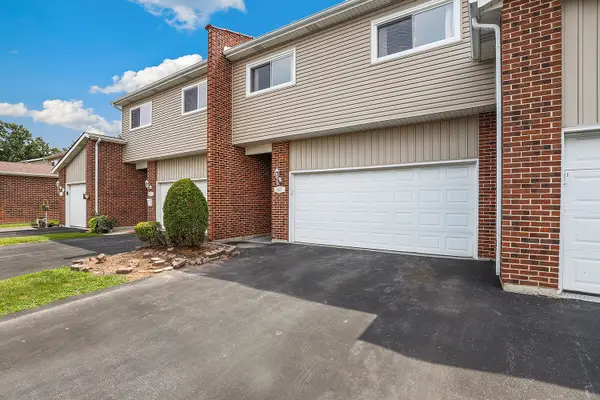 6829 Winston Drive, Tinley Park, IL 60477