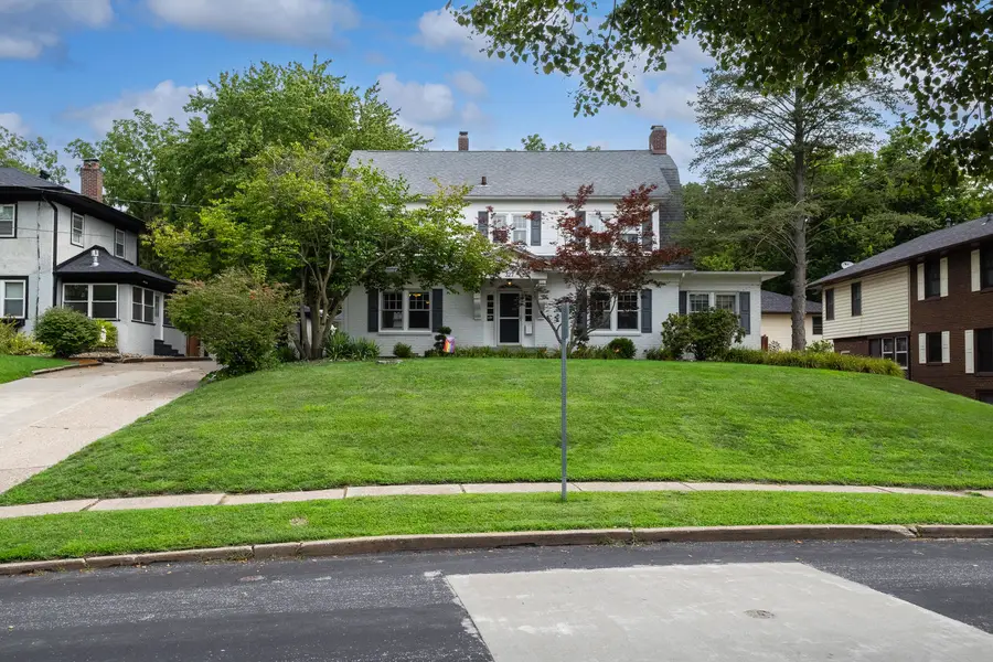 327 Mcclellan Boulevard, Davenport, IA 52803 - #3