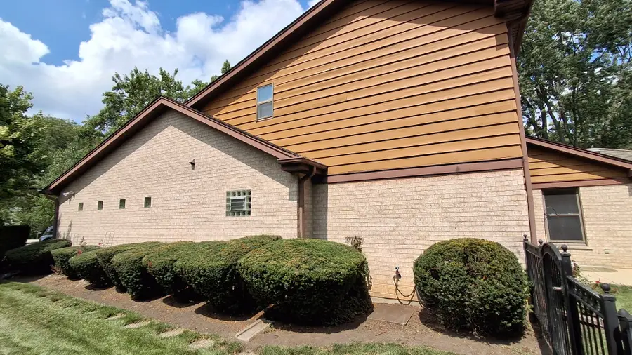 1031 Holly Lane, Glenview, IL 60025 - #3