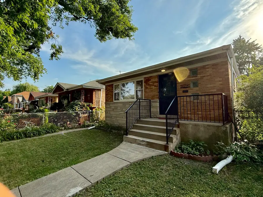4508 S Keating Avenue, Chicago, IL 60632 - #2