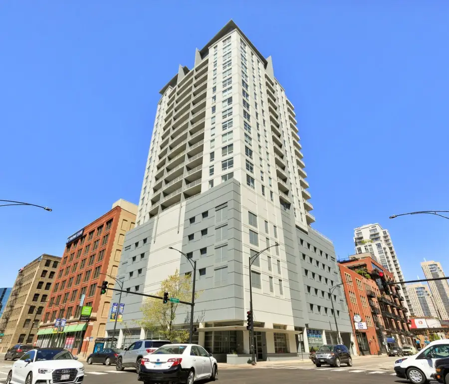 330 W Grand Avenue #P-13, Chicago, IL 60654 - #2