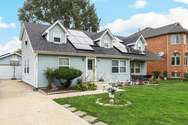 8612 Meade Avenue, Burbank, IL 60459