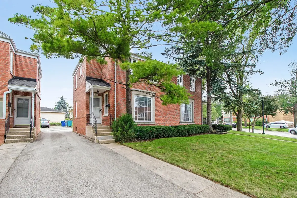 706 Broadview Avenue, Highland Park, IL 60035 - #1