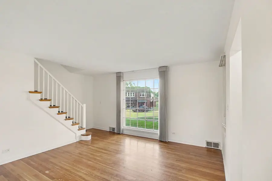 706 Broadview Avenue, Highland Park, IL 60035 - #3