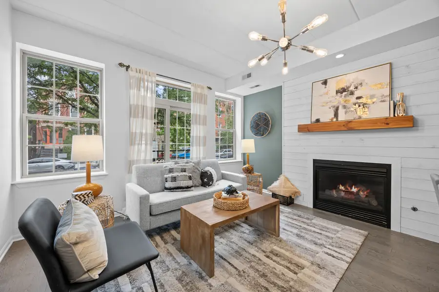 1249 N Bosworth Avenue #1N, Chicago, IL 60642 - #3