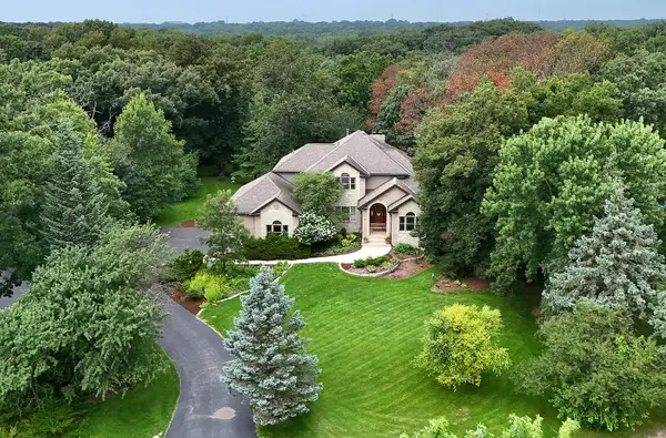 19412 S Woodedge Lane, Mokena, IL 60448