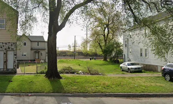 10105 S Commercial Avenue, Chicago, IL 60617