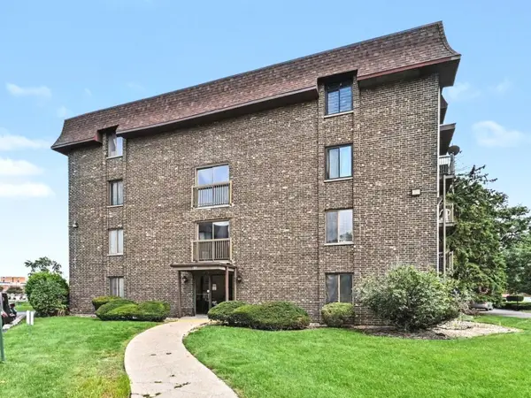 830 Elder Road #406, Homewood, IL 60430