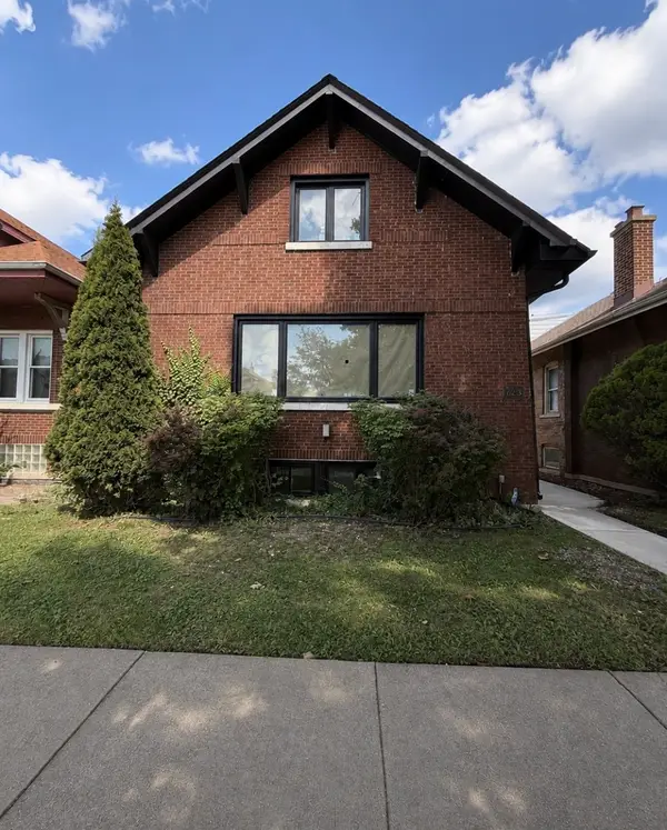 8233 S Carpenter Street, Chicago, IL 60620