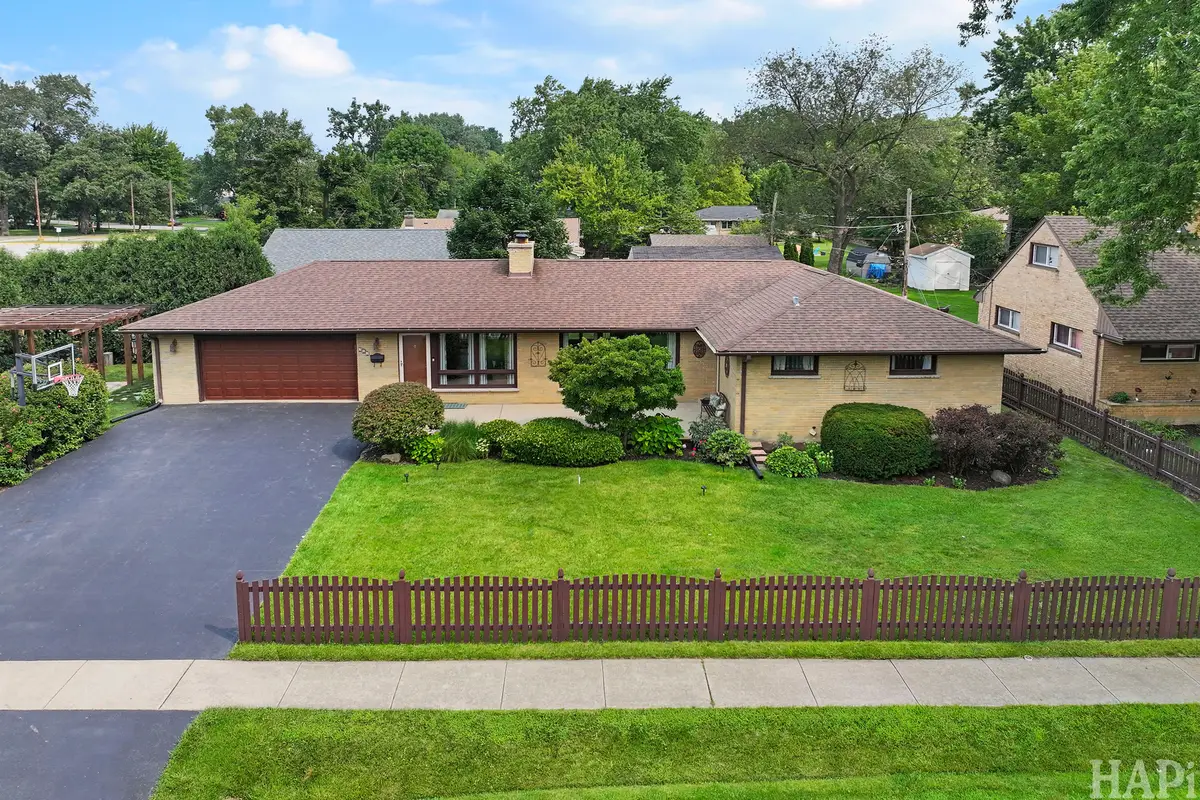 365 Woodland Drive, Grayslake, IL 60030 - #1
