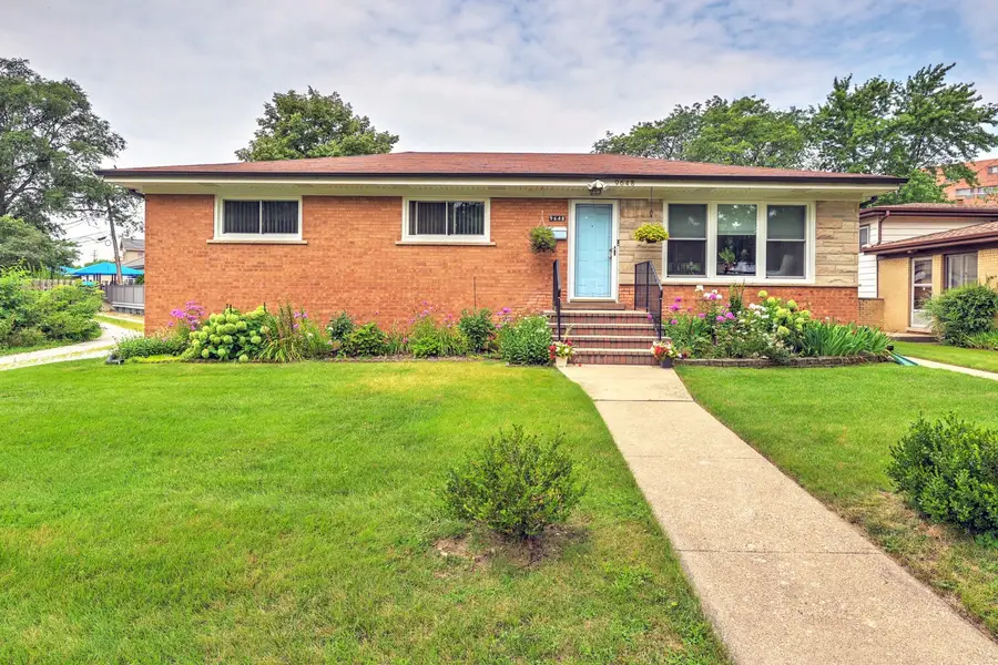 9648 N Kostner Avenue N, Skokie, IL 60076 - #2