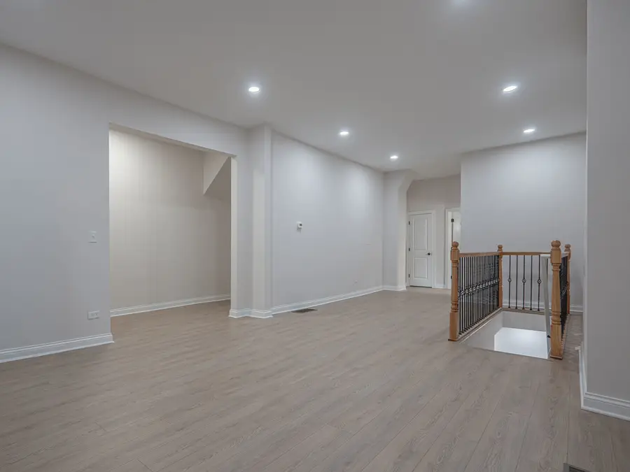 7047 S Princeton Avenue, Chicago, IL 60621 - #2
