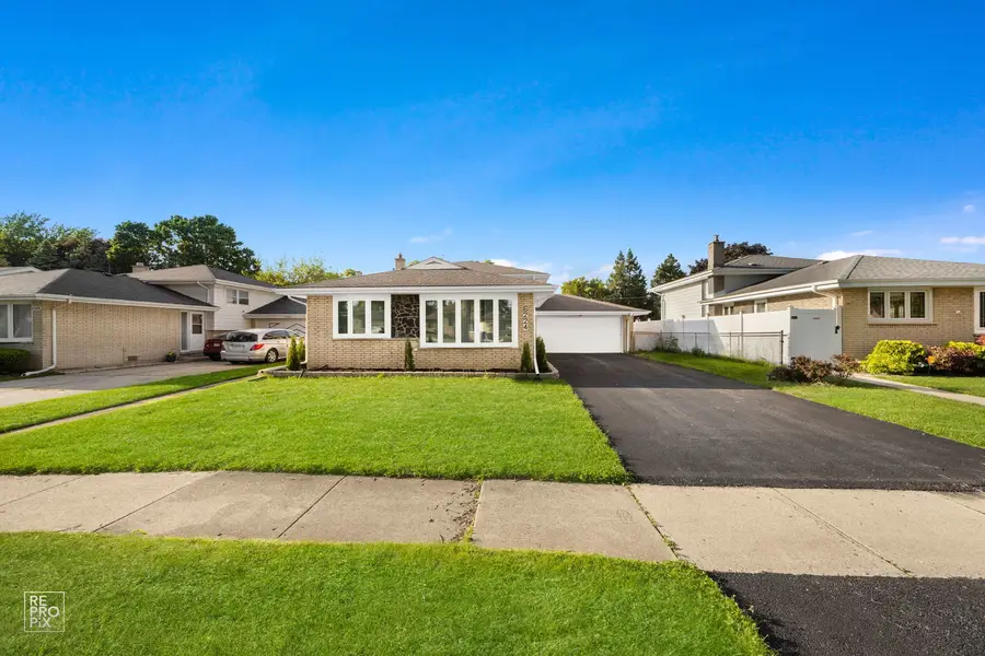 6224 W 91st Street, Oak Lawn, IL 60453 - #3