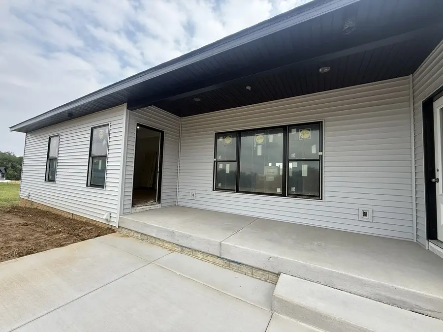 7202 Alvie Court, Bettendorf, IA 52722 - #3