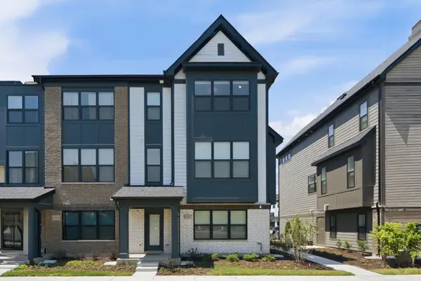 8367 Mulberry Avenue, Morton Grove, IL 60053