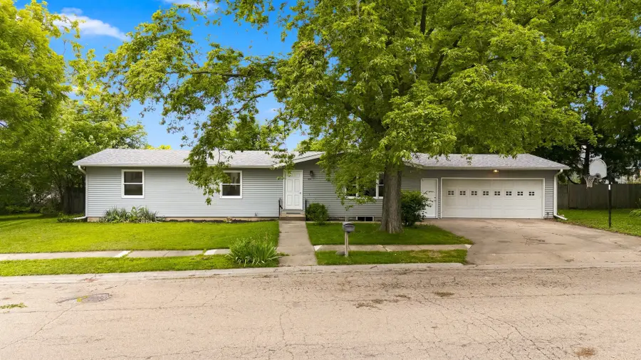 1110 8th Street, De Witt, IA 52742 - #2